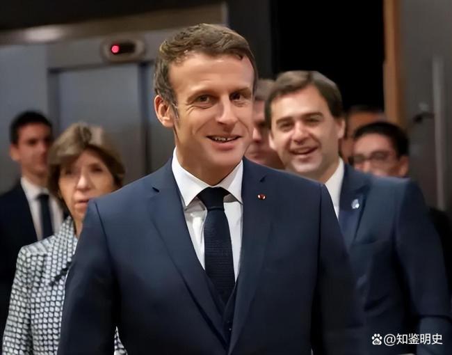 法媒報(bào)道馬克龍與中國(guó)人互動(dòng) 法國(guó)急尋中國(guó)技術(shù)