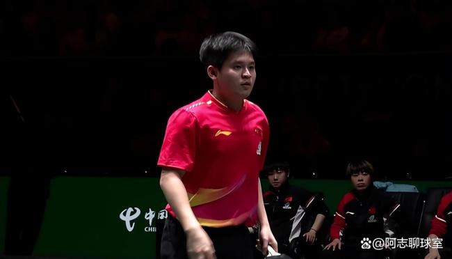 邓亚萍赞莎头组合打成了一个人 默契配合夺三连冠