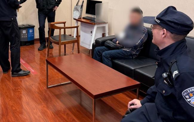 長(zhǎng)沙一男子要取現(xiàn)20萬(wàn)銀行緊急報(bào)警