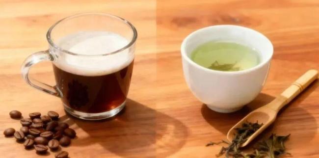適量喝茶或咖啡對(duì)大腦好