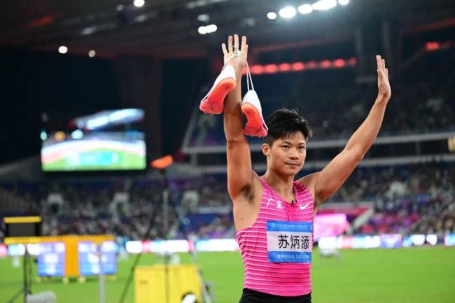 蘇炳添二十一載跑道時光 傳奇不老