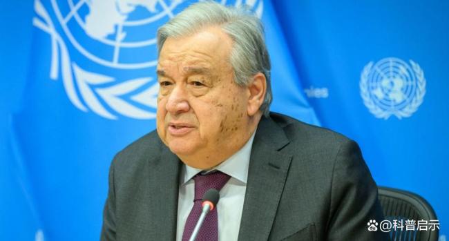 白宫迎来噩耗，特朗普或被迫下台 身体状况引担忧