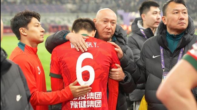 河南隊:不負球迷熱愛一定贏回冠軍 明年再戰(zhàn)沖擊冠軍