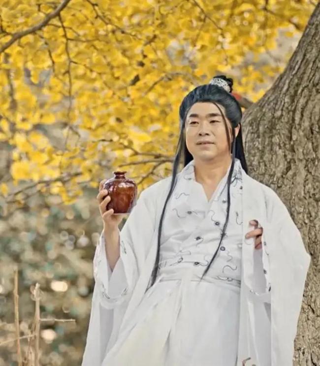 網(wǎng)紅文旅局長解偉提前退休入職民企 啟航新征程