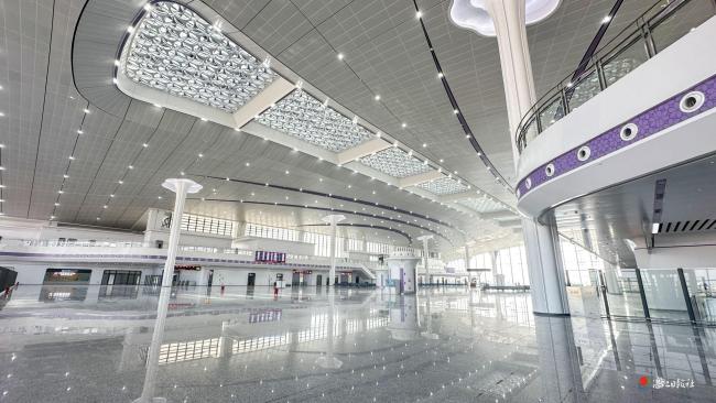 廣湛高鐵將造就大灣區(qū)1.5小時(shí)生活圈 廣湛高鐵通車在即，湛江北站蓄勢(shì)待發(fā)