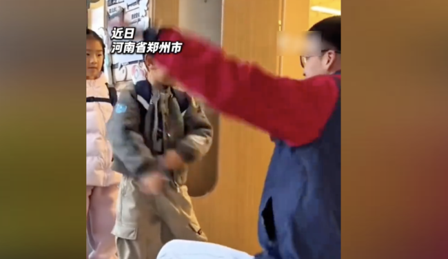 男幼師花式入園問候獲贊