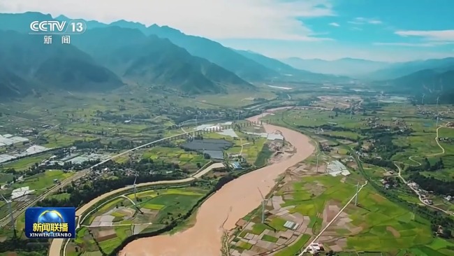 高质量发展新成效丨迎难而上 奋力拼搏 中国经济破浪前行