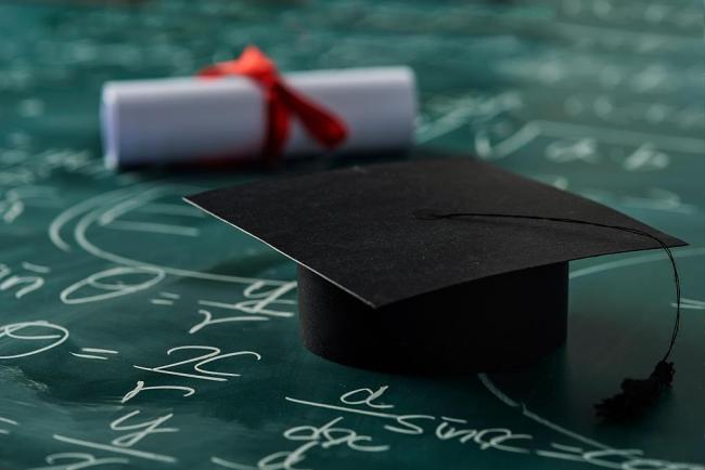 如何識破考研季的花式騙局 警惕“免考包過”陷阱