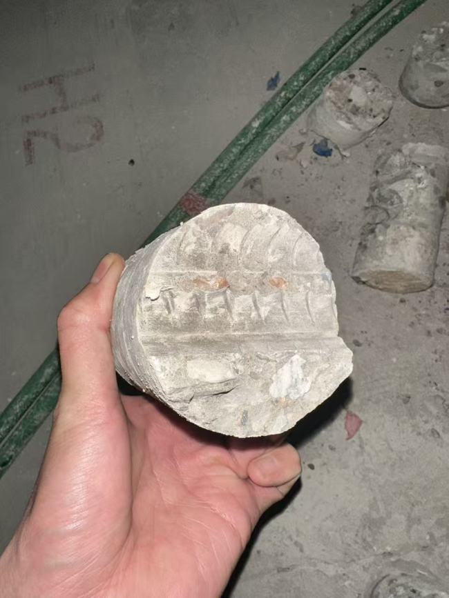 新房裝空調(diào)，師傅將承重梁鋼筋打斷?業(yè)主安全受威脅