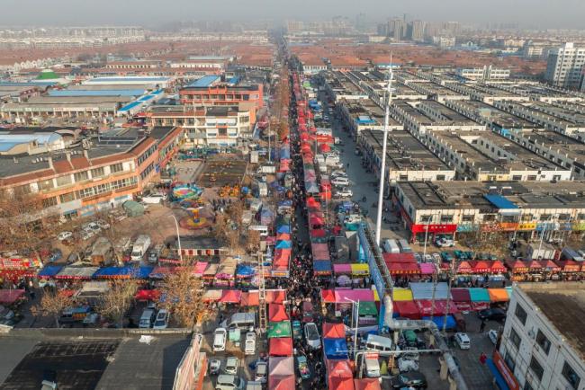 山東萊西山會(huì)“煙火”升騰似過(guò)年 傳統(tǒng)與現(xiàn)代交融的盛會(huì)