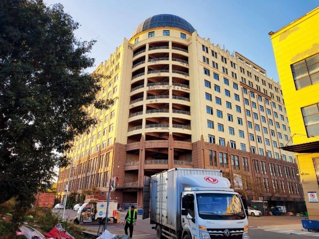 商人被控詐騙政府9500萬 民企老板否認指控