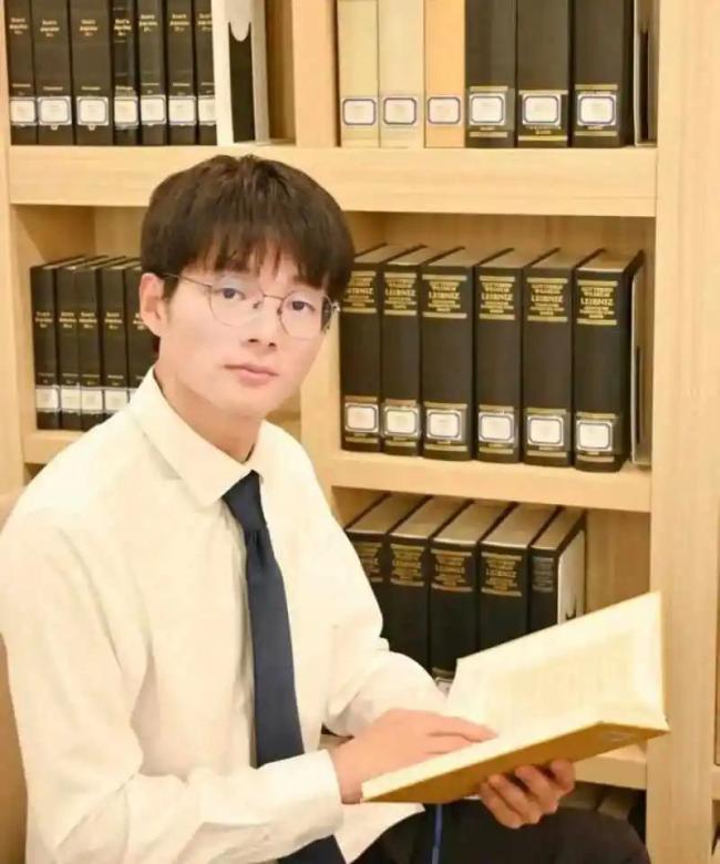 圍觀26歲博導(dǎo) 是一次良性互動