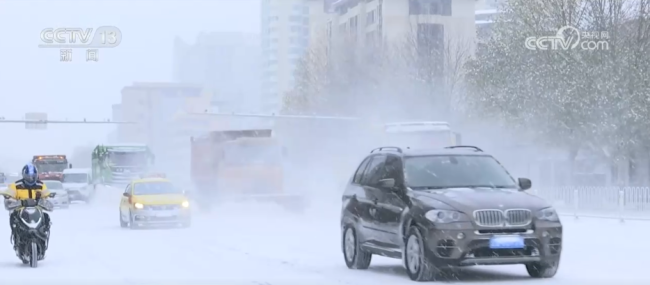 降雪系統(tǒng)正自西向東移動(dòng) 寒潮來(lái)襲氣溫驟降