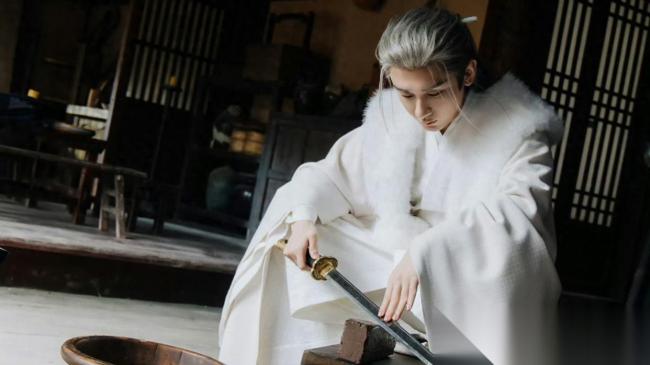 成毅你别演了我微小