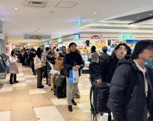 日本近12小時發(fā)生8次4級以上地震 頻繁地震引發(fā)海嘯預警