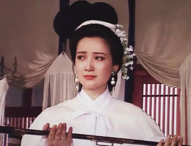 黃綺珊十年前曾發(fā)文為何晴祈禱 悼念傳奇女演員