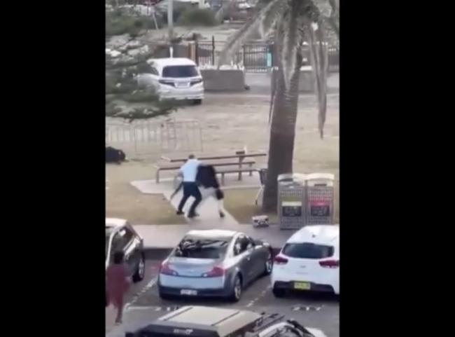 从布朗大学到悉尼海滩:枪击背后是啥 恐怖袭击震惊全球