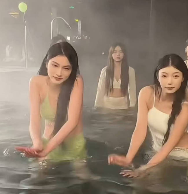 4300万网红刘二狗泳池直播被指擦边 争议与违规齐飞