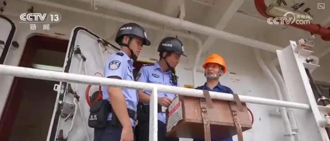 印尼货轮为何弃马六甲直奔中国 成本与效率的胜利