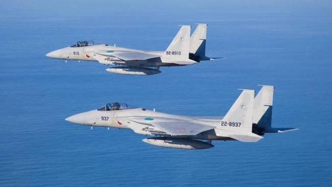 日本国会辩论大混乱 首相位置岌岌可危