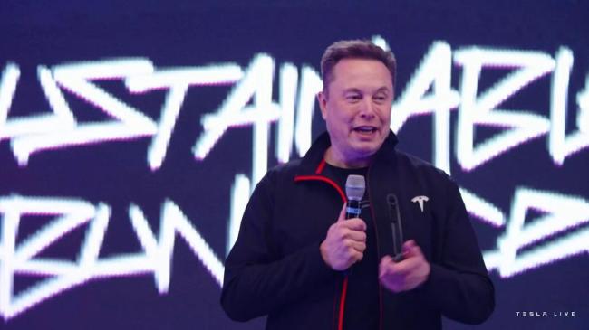 马斯克身家6770亿美元打破人类纪录 净资产创历史新高