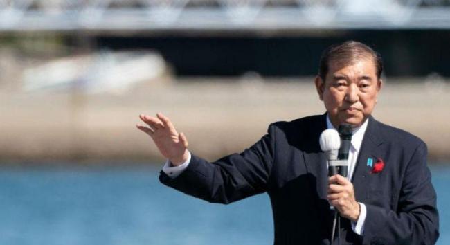 中国战区亮刀，对日称呼有变化，高市被日本民众唾弃 军国主义幽灵再现警钟长鸣