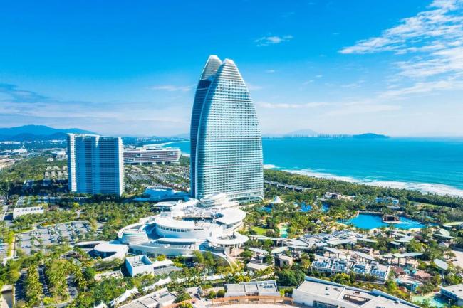 封关下的海南楼市众生相:煤老板买地造豪宅,民企闯进销售榜单,江浙客也来扫货