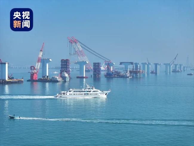 這個178米高的“海上云端”工位，超震撼！