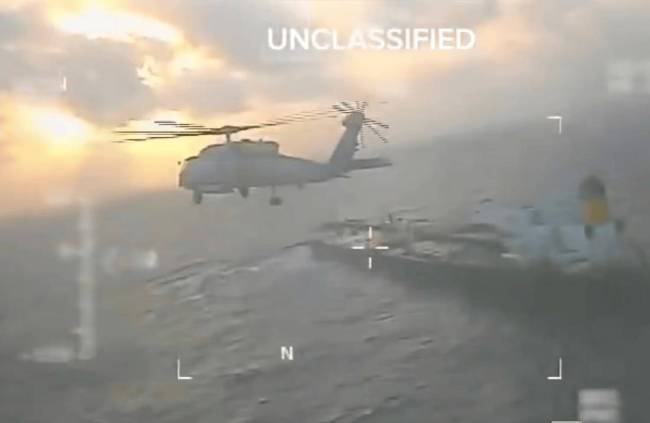 美军将聚焦对委封锁与石油制裁管控 油轮遭扣押引发争议