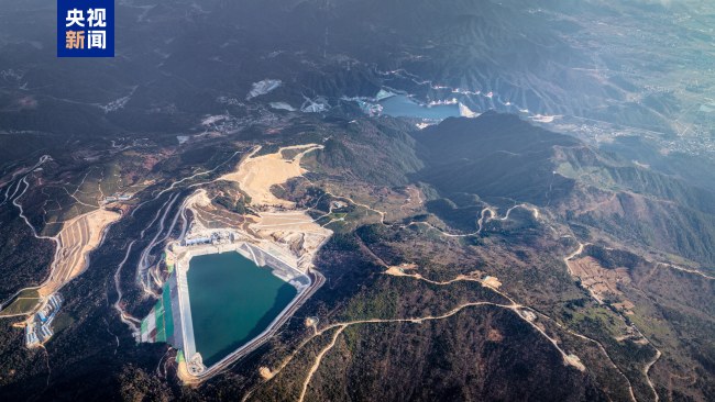 我国单机容量最大抽水蓄能电站首台机组并网发电