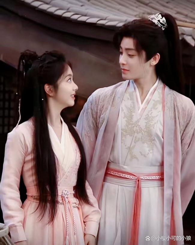 侯明昊我这工作线拐的有点陡 作品撞档展现可塑性