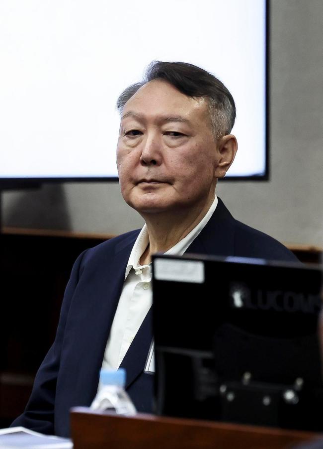 尹锡悦量刑曝光 出乎所有人意料 求刑10年震动韩国