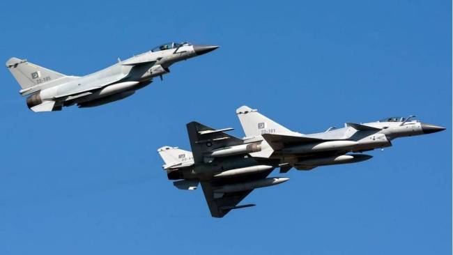 博主:枭龙“畅销60架”只是开端 出口前景广阔