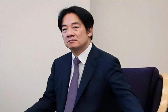 台学者提醒赖清德小心导弹飞越台岛上空！台军“集体逃亡”画面曝光