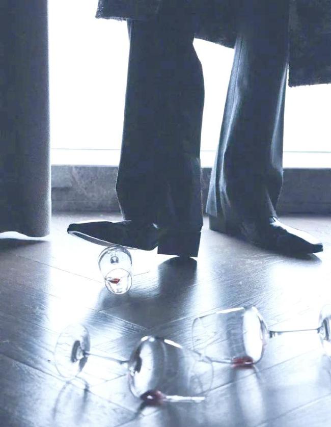 张凌赫这套造型必有高人指点