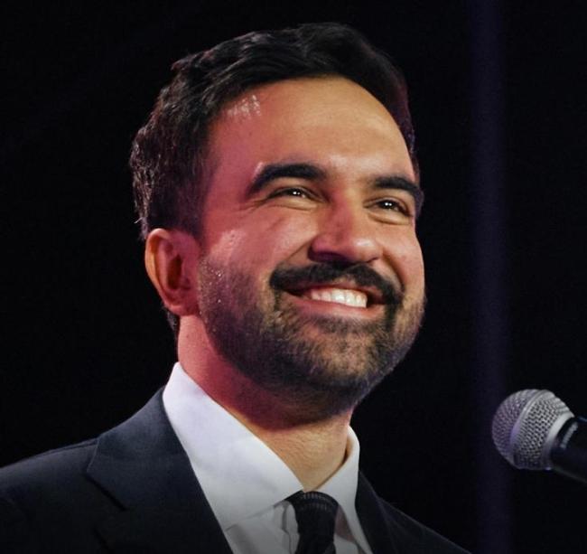 美国纽约新任市长马姆达尼宣誓就职 承诺改善民生