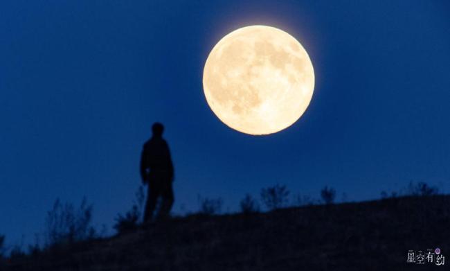 2026首个超级月亮今晚现身夜空 共赏“瑶台镜”美景