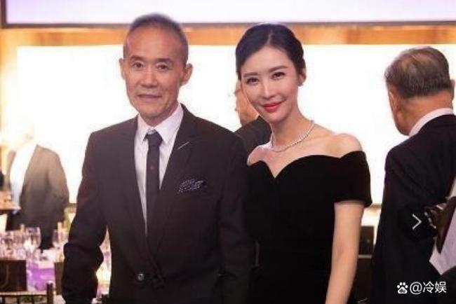 田朴珺辟谣和王石离婚 婚变传闻再起