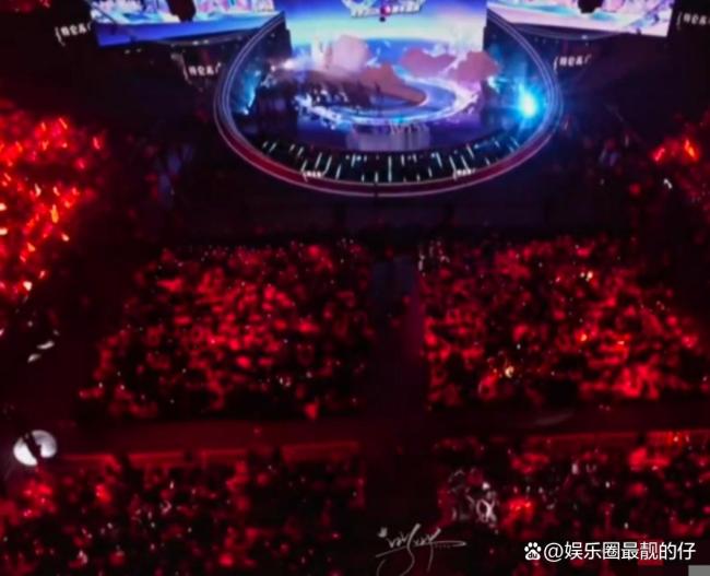 东方卫视发肖战又有力儿上班了 红海应援震撼全场