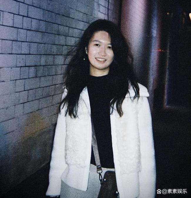 中国女导演柬埔寨坠亡前被人带上楼 年轻才女陨落金边