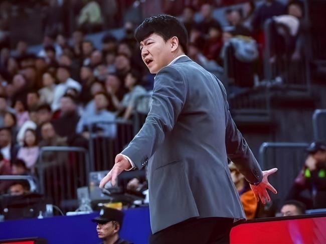 山东男篮主教练被罚款6万禁赛2场