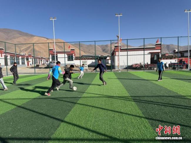 西藏定日震后一周年回访