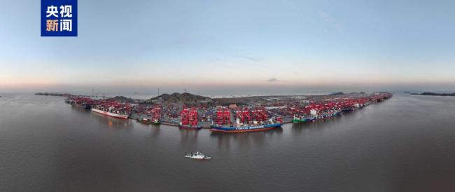 上海洋山深水港集装箱吞吐量再创历史新高