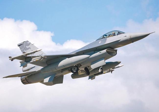 台军一架F-16战机失事