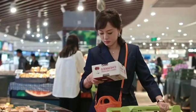 “刚买完又降40块”，跌落凡间的车厘子更没人要了？ 价格跳水引发热议