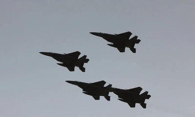 沙特阿拉伯对也门多地发动空袭 目标锁定祖贝迪住所