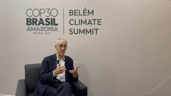 美国前气候特使斯特恩答澎湃：特朗普政府在气候问题上的立场“极其愚蠢” 短视行为影响深远