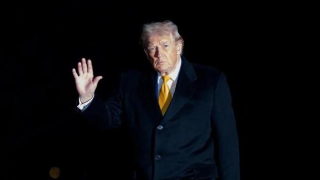 美媒体人卡尔森发出警告 美国备战世界大战