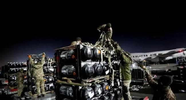 2026年初美国军事外交动作不断 双面戏引发关注