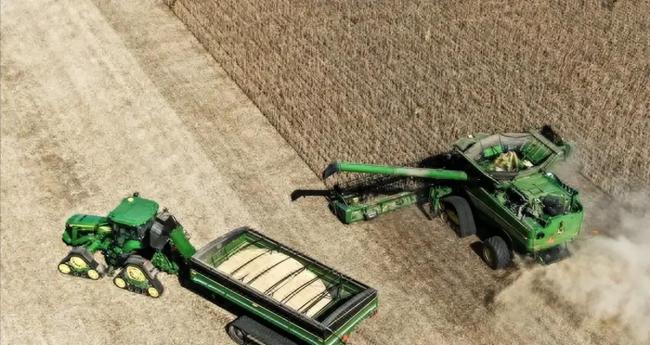 2026年初美国军事外交动作不断 双面戏引发关注